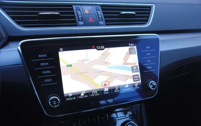Skoda Superb cena 89900 przebieg: 182500, rok produkcji 2019 z Morąg małe 154
